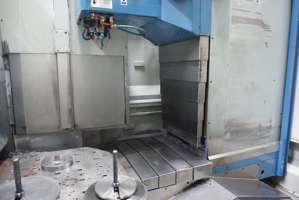 Dahlih DL-DMV800 Twin Pallet 3 Axis Vertical Machining Centre