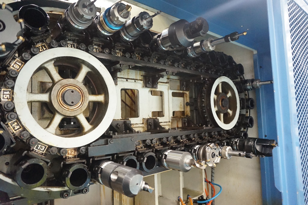 Dahlih DL-DMV800 Twin Pallet 3 Axis Vertical Machining Centre