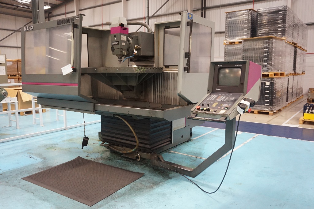 Maho MH800W Machining Centre