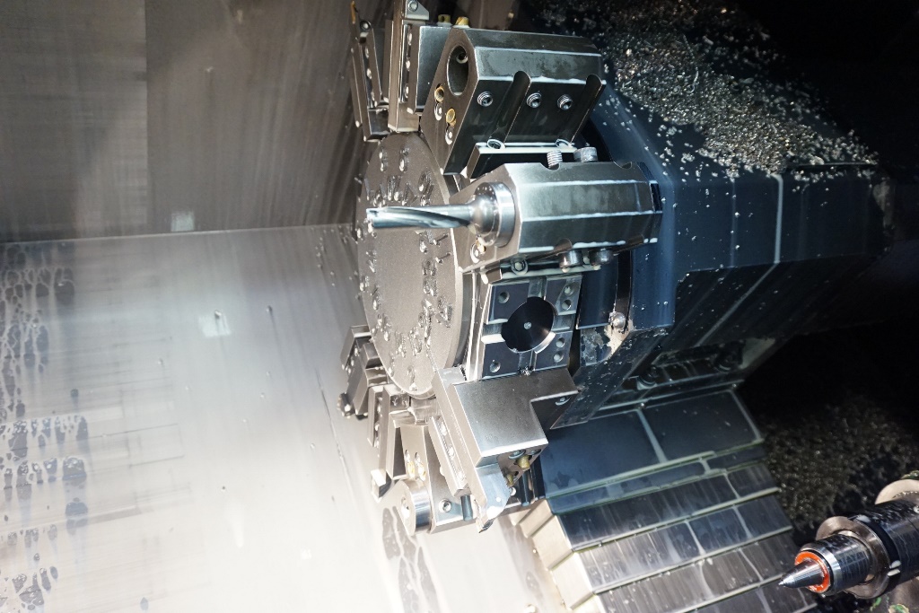 Doosan Lynx Type L220LM 2-Axis Lathe