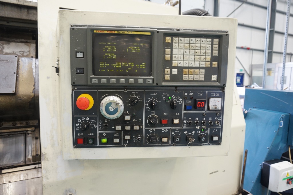 Daewoo Puma 12L 2 Axis CNC Lathe