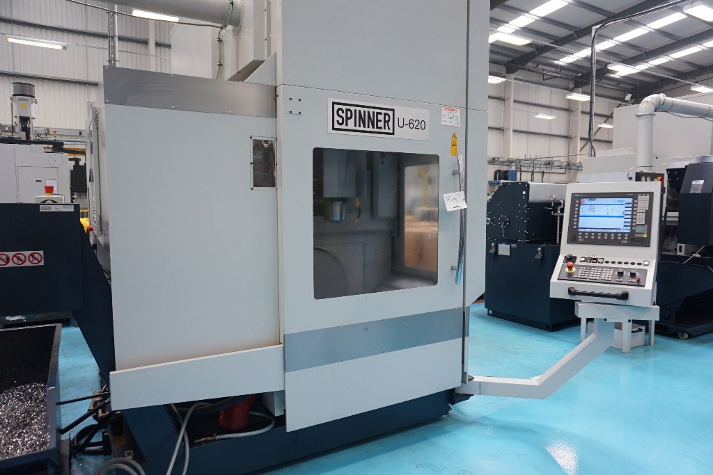 Spinner Type U3-620 3-Axis Vertical Machining Centre