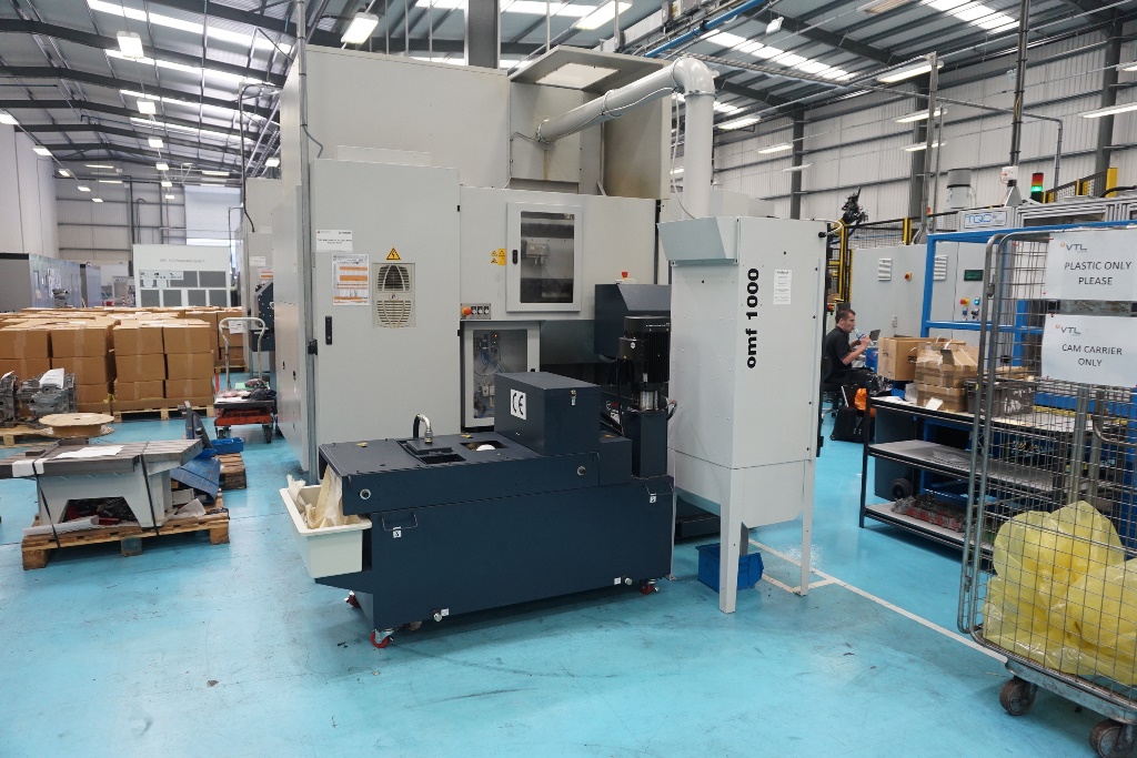 Spinner Type U3-620 3-Axis Vertical Machining Centre