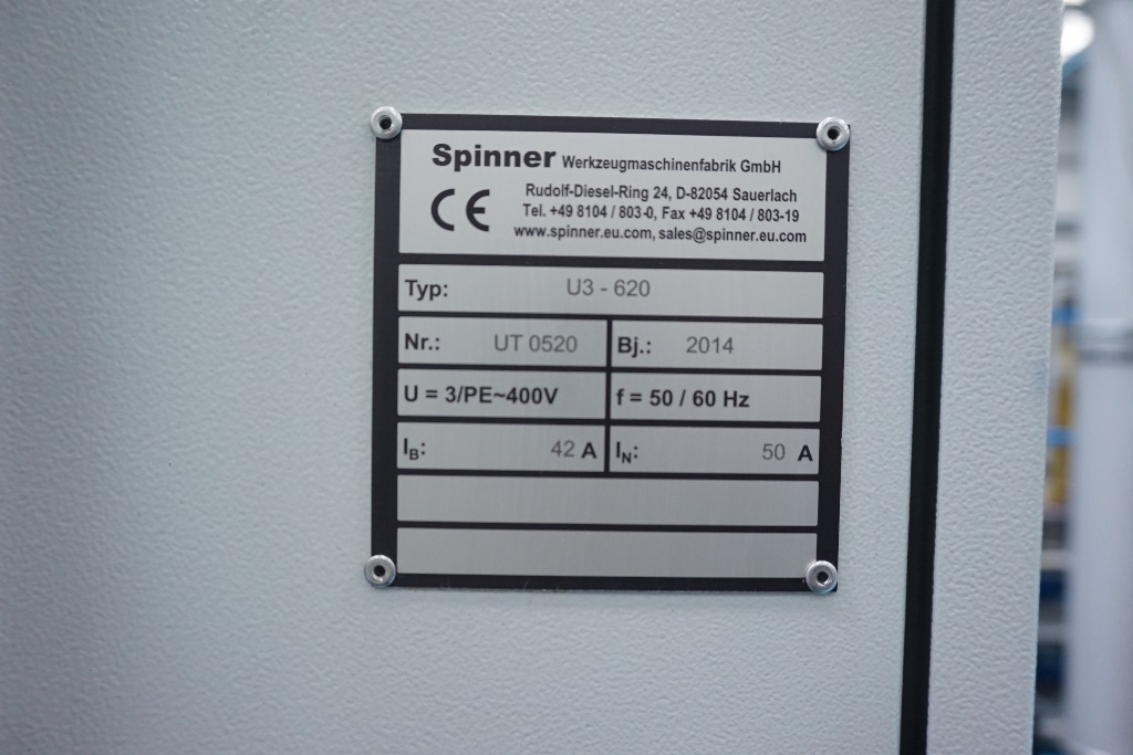 Spinner Type U3-620 3-Axis Vertical Machining Centre