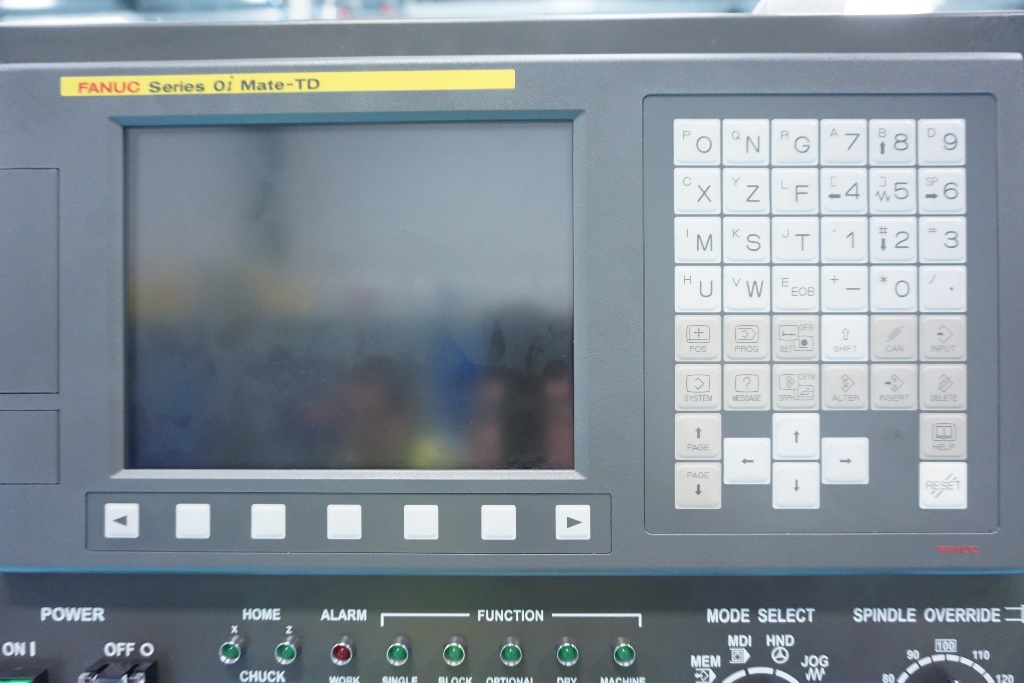 DMC DL 6GF Platten Type 2 Axis Lathe