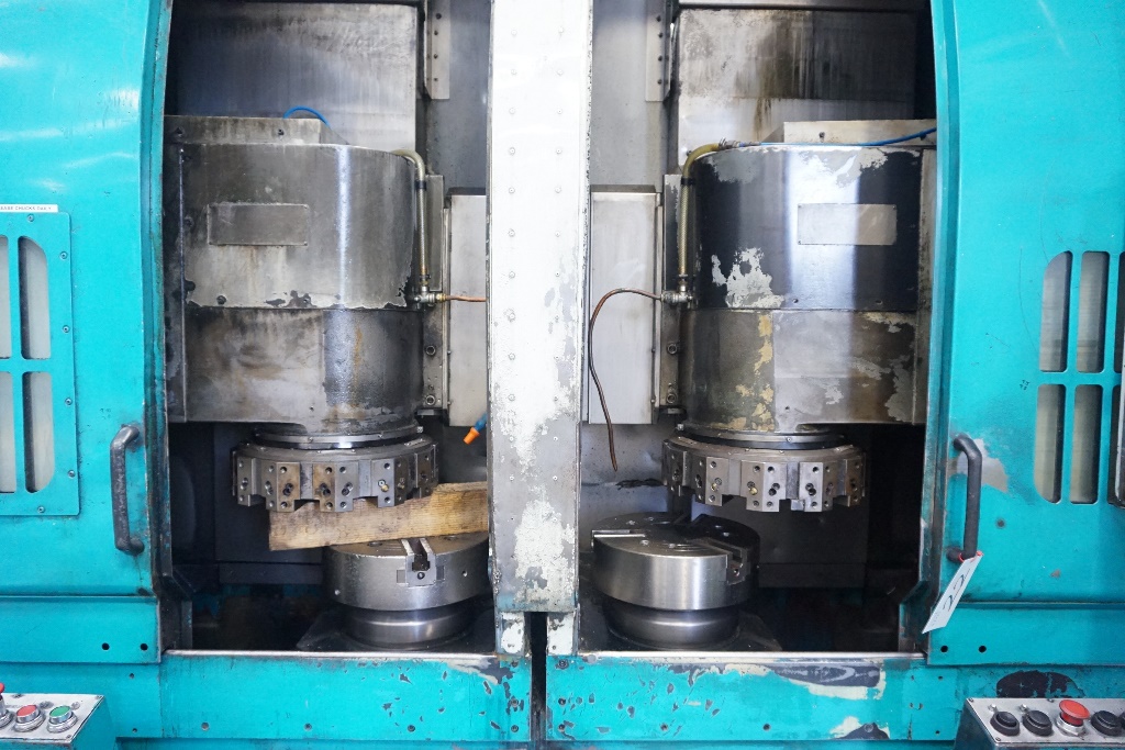 Doosan V420T Twin Spindle Vertical Lathe