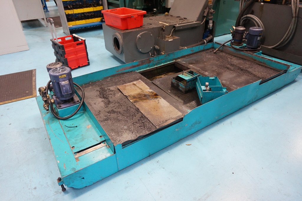 Doosan V420T Twin Spindle Vertical Lathe