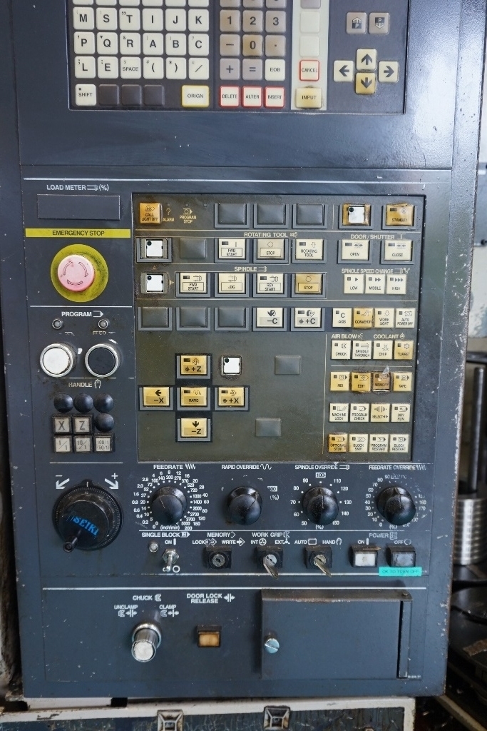 Hitachi Seiki CS25 Vertical Lathe