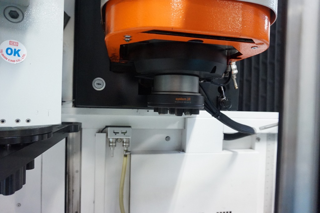 Agie Charmilles Form 200 Die Sink CNC EDM Machine