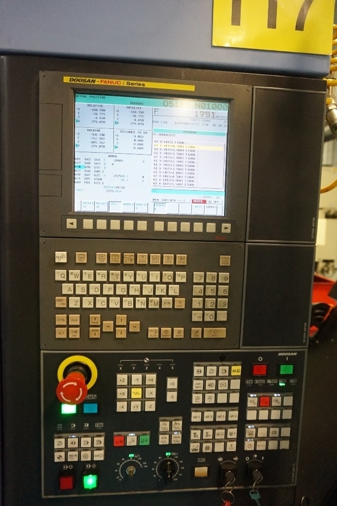 Doosan Type DNM 400ii 4-Axis Vertical Machining Centre