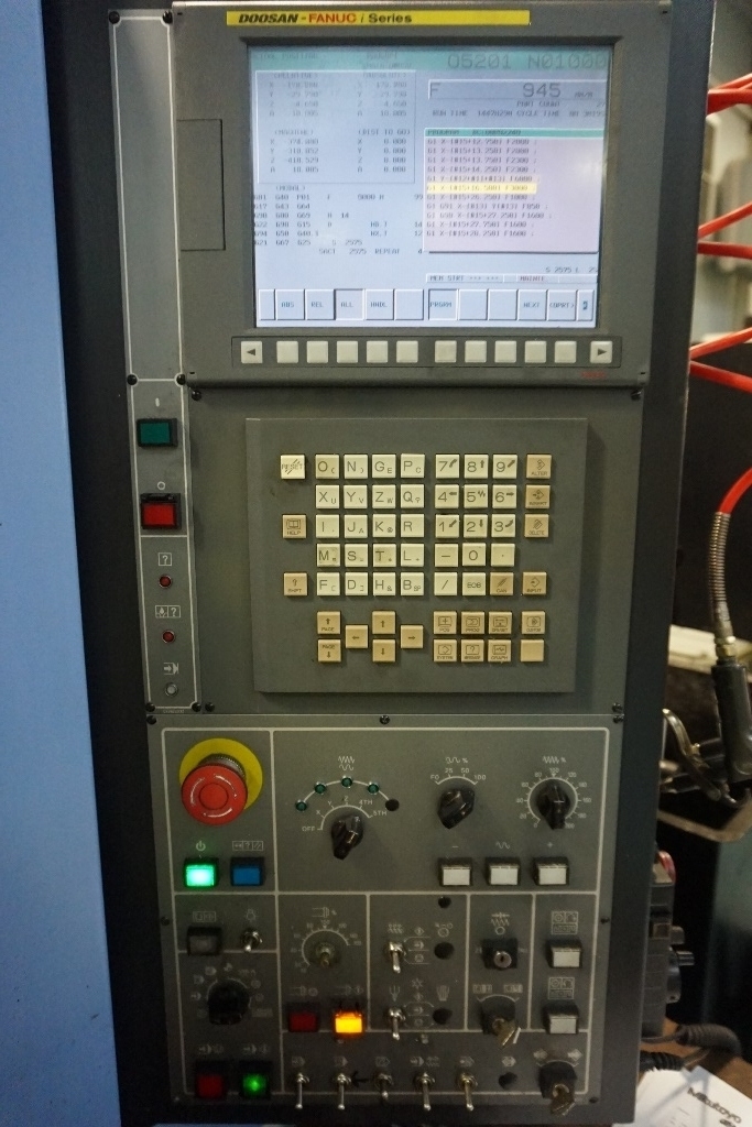 Doosan DNM 400 4th Axis Vertical Machining Centre