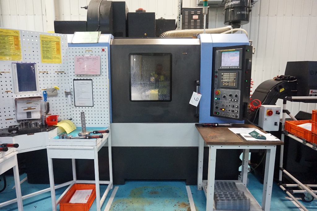 Doosan DNM 400 4th Axis Vertical Machining Centre