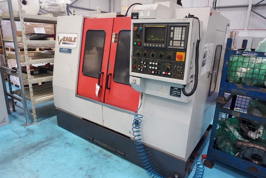 Yang SMV600 3 Axis Vertical Machining Centre