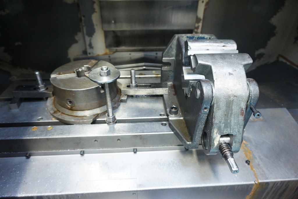 Yang SMV600 3 Axis Vertical Machining Centre