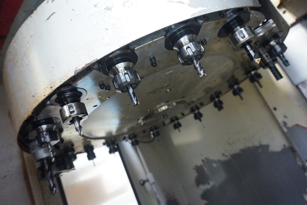 Yang SMV600 3 Axis Vertical Machining Centre