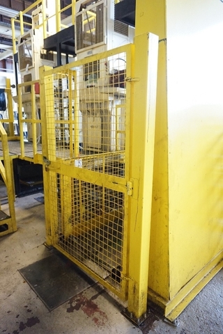 Air Lift, Lift Size 1m x 600mm Approx