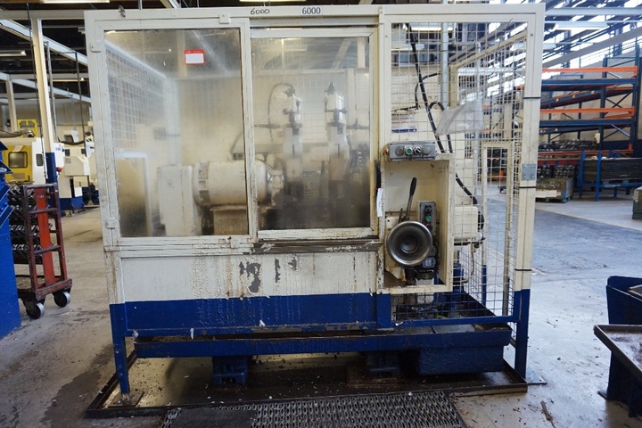 Hey No.3 Face and Centre