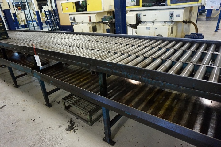 14 ½ m x 1m Wide Roller Track Conveyor