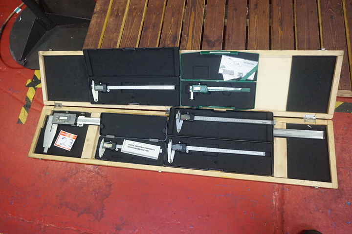 Qty of Digital Verniers