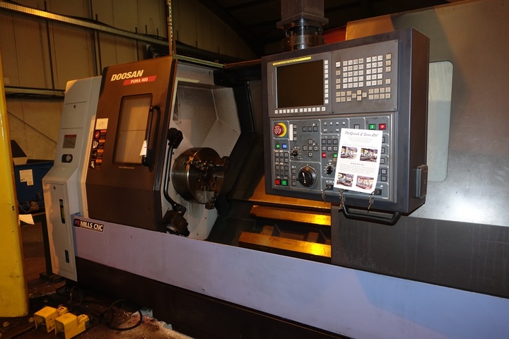 Doosan Puma 400 CNC Lathe