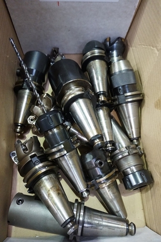 Qty (12) CAT 40 Tooling