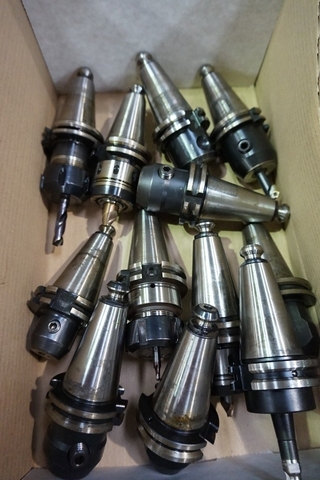 Qty (12) CAT 40 Tooling