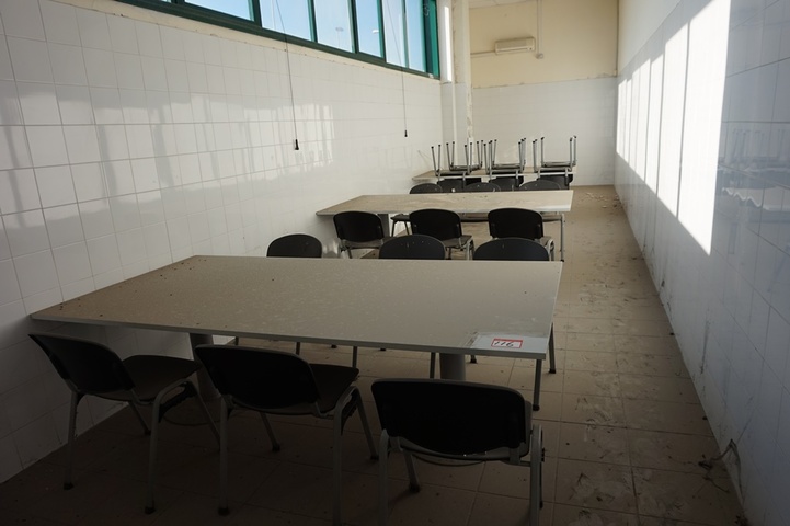 Contents of Canteen Area including (3) x Tables and (18) x Chairs