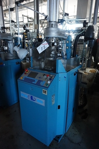 Lonati 900 Bravo 936 SER Hosiery Knitting Machine; 3 1/2" dia; 240 Needle Count; 22 Gauge