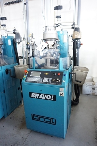 Lonati Bravo 863 Hosiery Knitting Machine; 3 1/2" diameter; 240 Needle Count; 22 Gauge