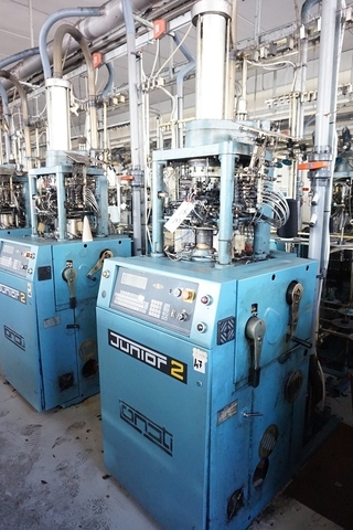 Lonati Junior 2 Hosiery Knitting Machine; 3 3/4" diameter; 200 Needle Count; 17 Gauge