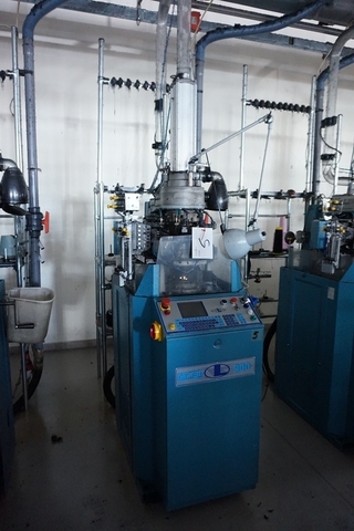 Lonati 900 Bravo 936 SER Hosiery Knitting Machine; 3 1/2" dia; 240 Needle Count; 22 Gauge