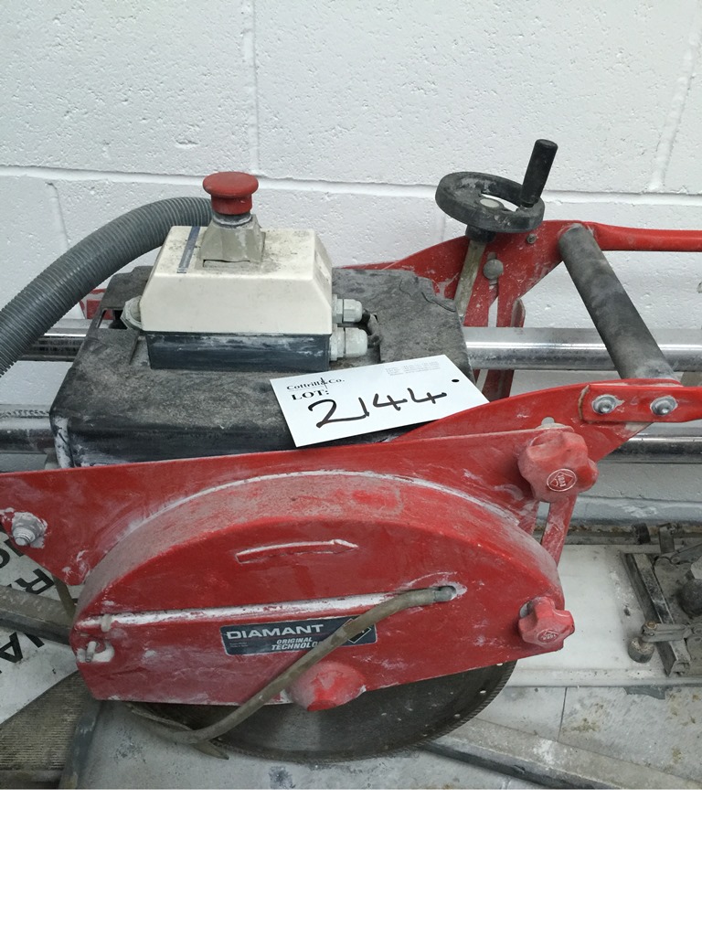 Diamant Tile Cutting Saw with Mitring 32" x 48" Table