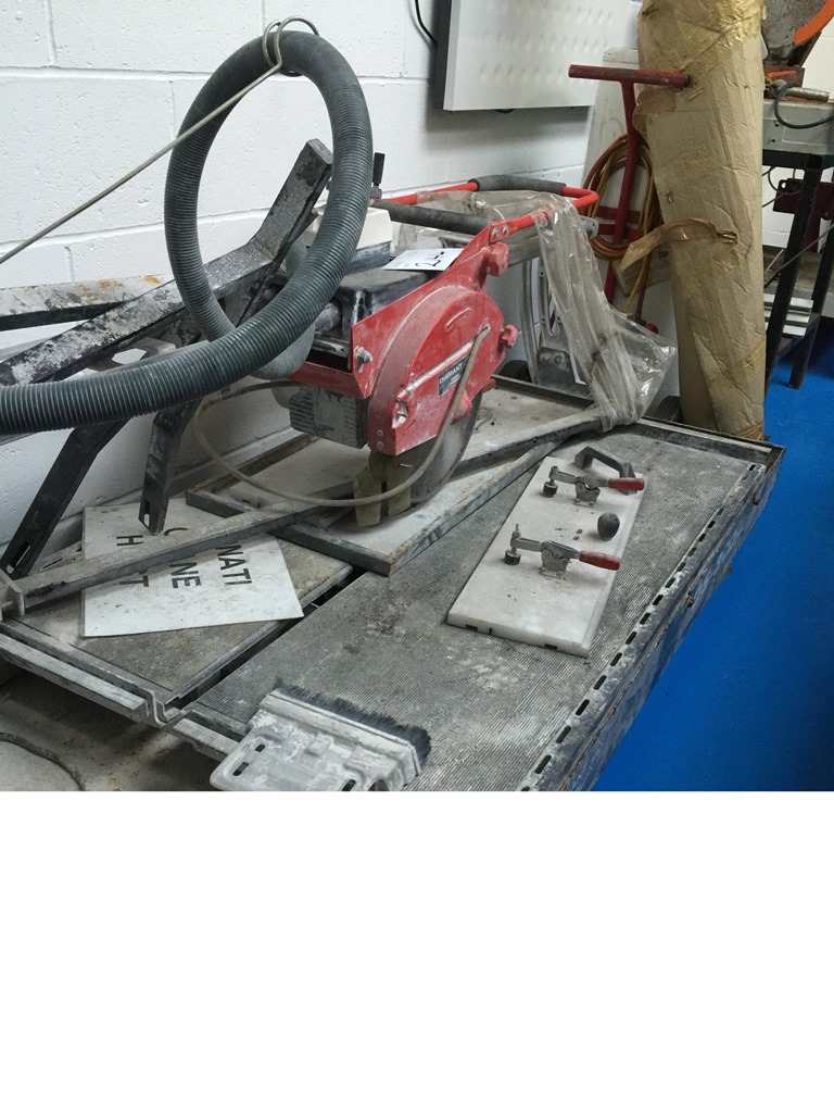 Diamant Tile Cutting Saw with Mitring 32" x 48" Table