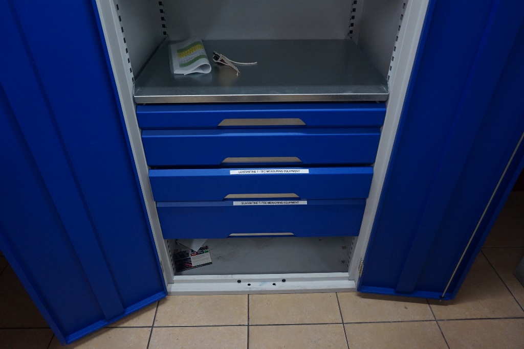 Cupboard with 4 Draws