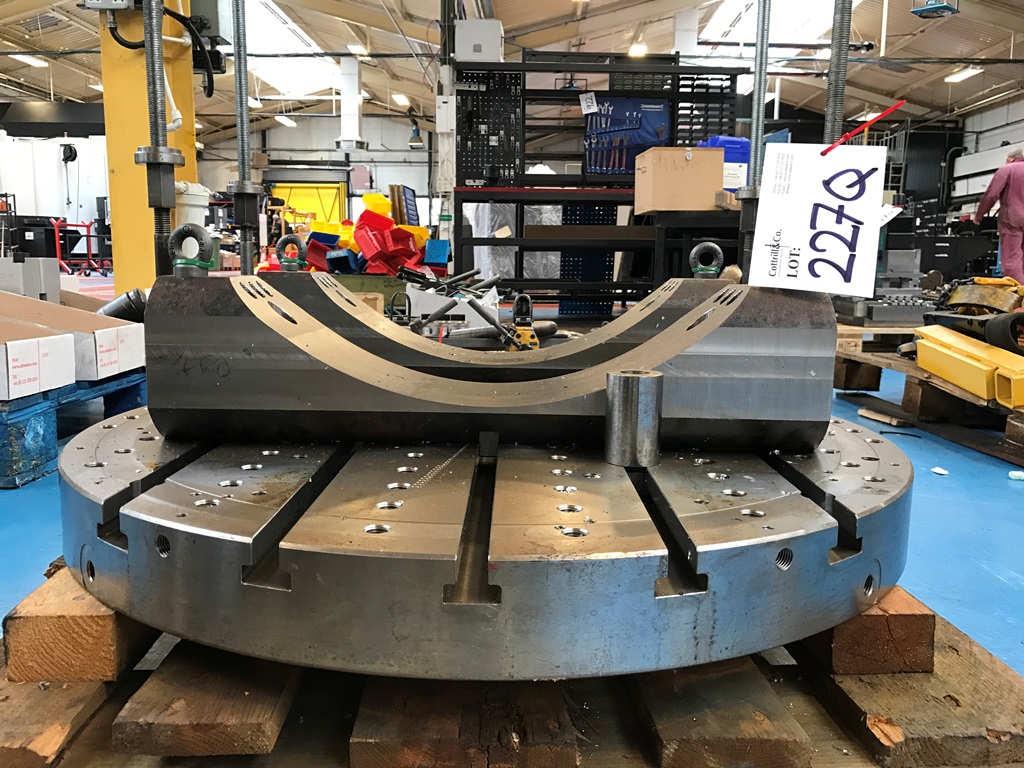 800mm diameter Tee Slotted Table
