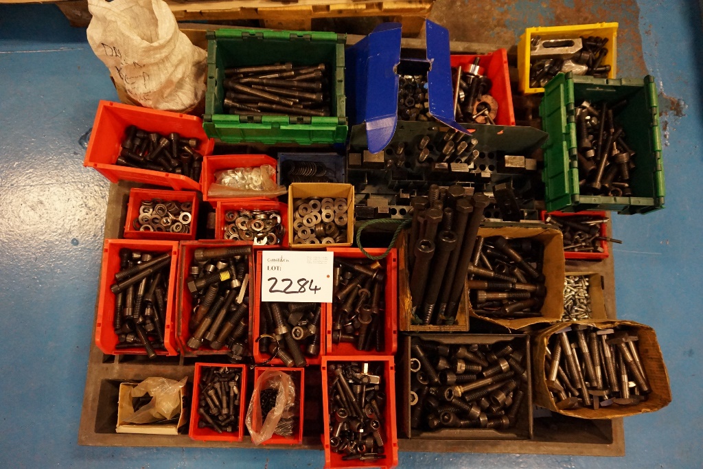 Quantity Bolts and Clamps