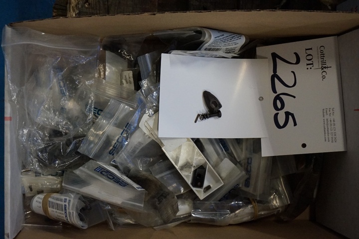 Quantity Carbide tip clamps and spares