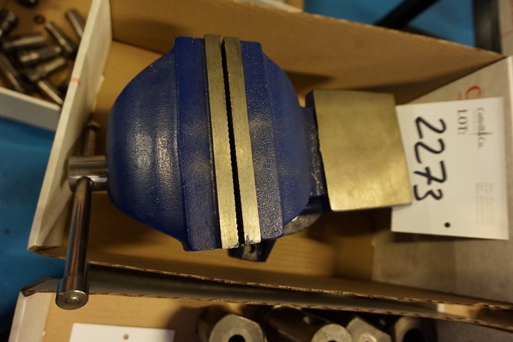 6" Engineers Bench Vice with Swivel Base