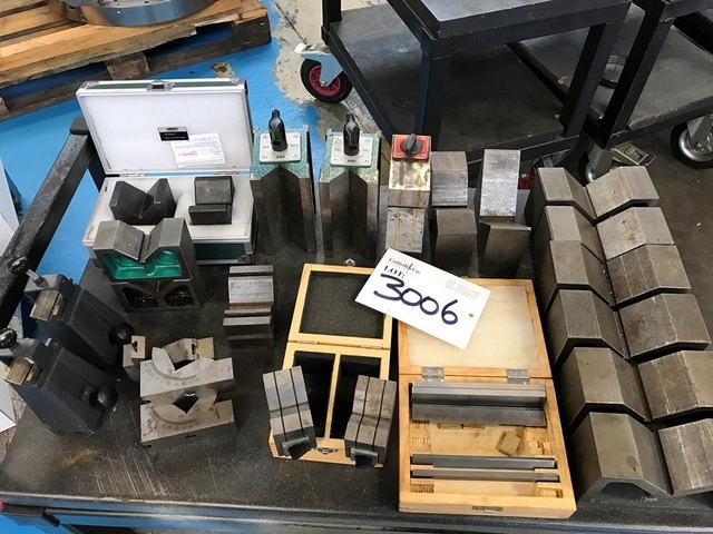 Quantity Insize and others Vee blocks. (2) magnetic