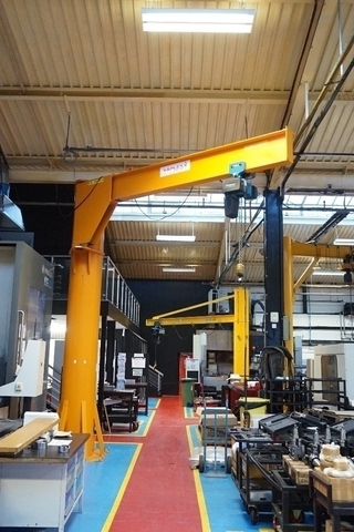 Yaplex Limited Crane with Demag 2 Ton Hoist