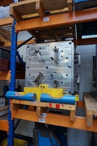 Fixture Pallet size 640mm x 640mm, Cube size 700mm x 700mm x 800mm high