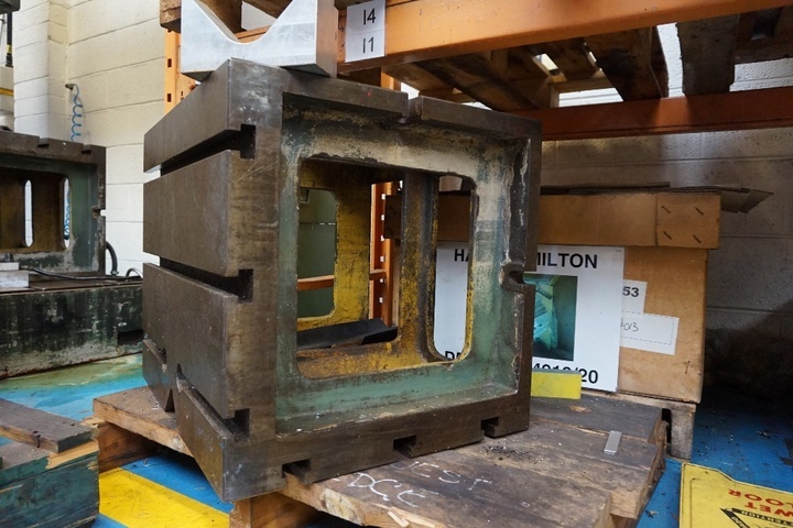 Slotted Box Table