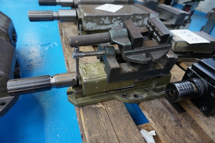 (3) Machine Vices