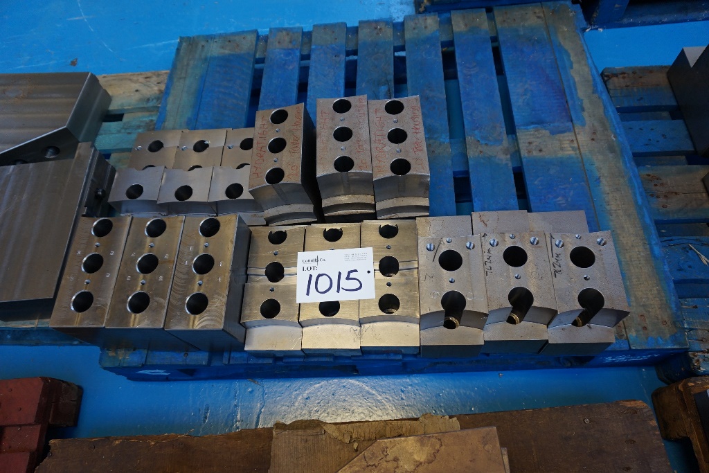 (5) x 3 Jaw Set and Riser Blocks suitable for VTL's