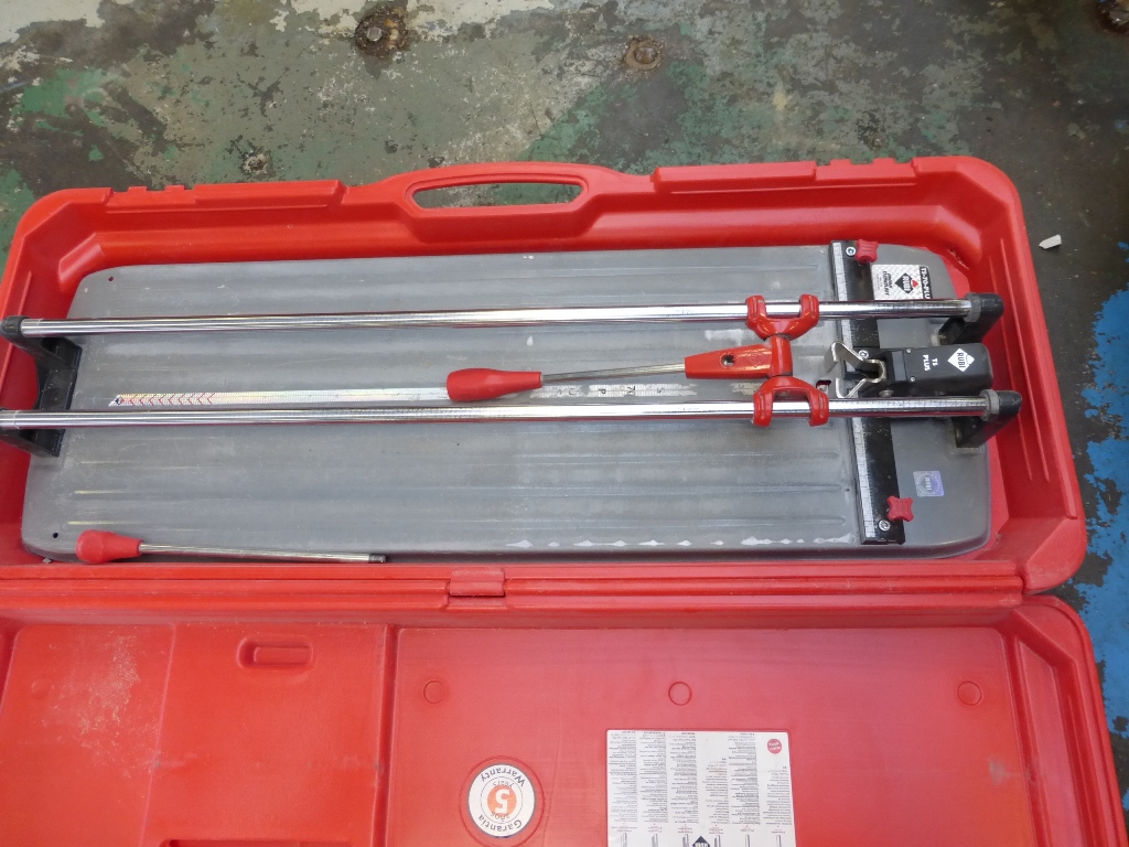 Qty ISO BT40 & BT50 Plastic Tooling Carriers & Rubi Tile Cutter