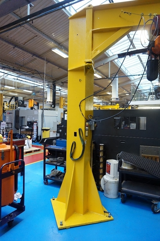 Jib Crane with Hitachi 1 Ton Hoist