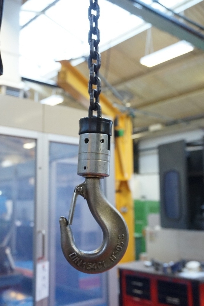 Jib Crane with Donati 1000kg Hoist