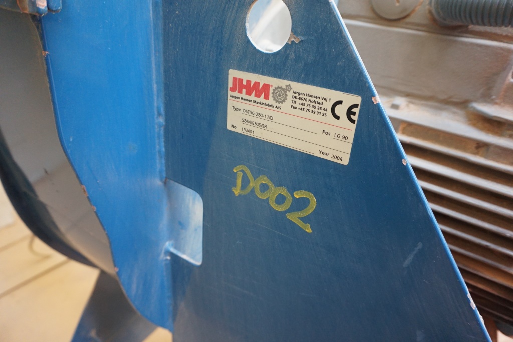 Extraction Unit with Sawdust Bagging Facility