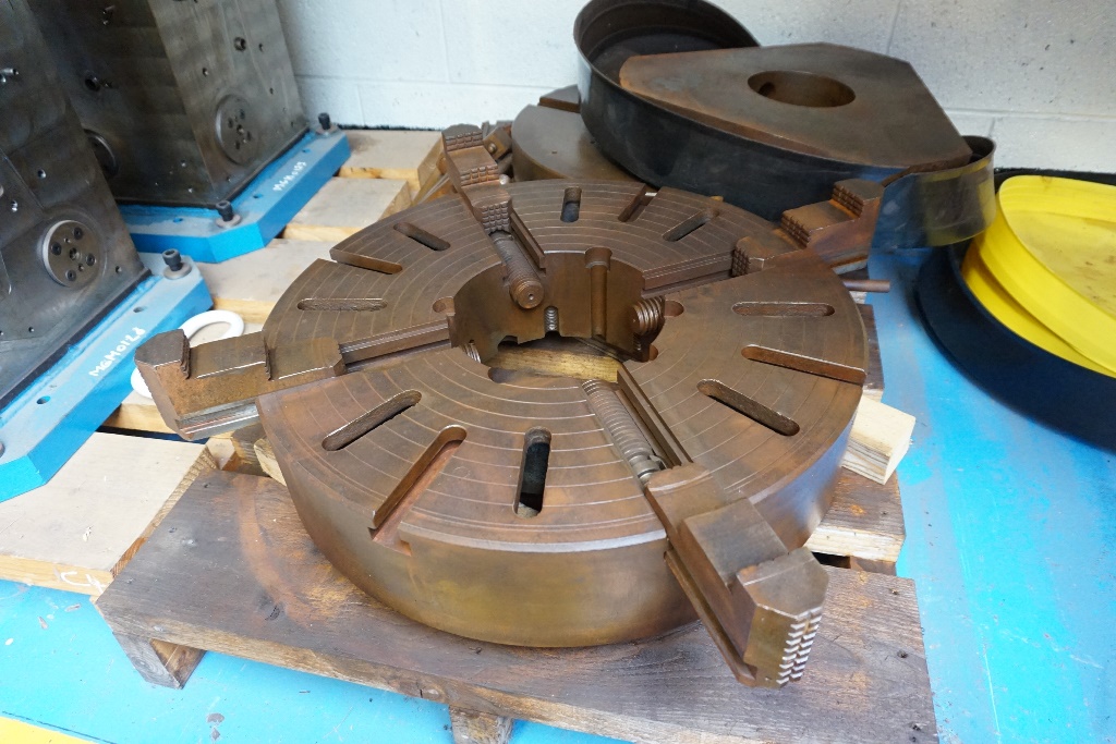 3 & 4-Jaw Chucks