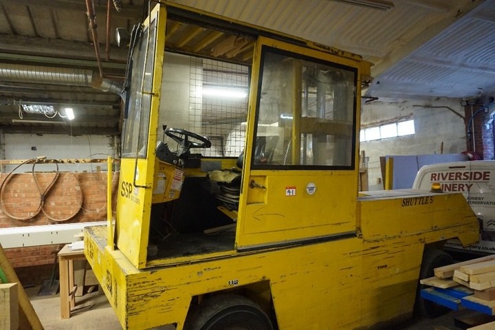 SSP Shuttle 5 Electric Side Loader